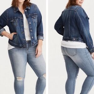 NWT Torrid‎ Rendezvous Denim Trucker Jacket